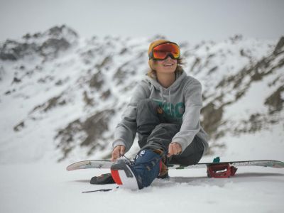 Basic Snowboarding Techniques and Tips for Complete beginners