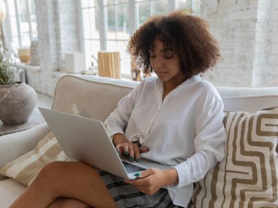 Best 5 White Work Shirts for Women